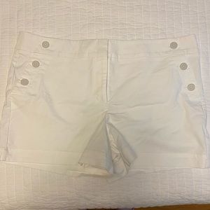 😍🥰NWOT Riviera Shorts from Loft!😍🥰